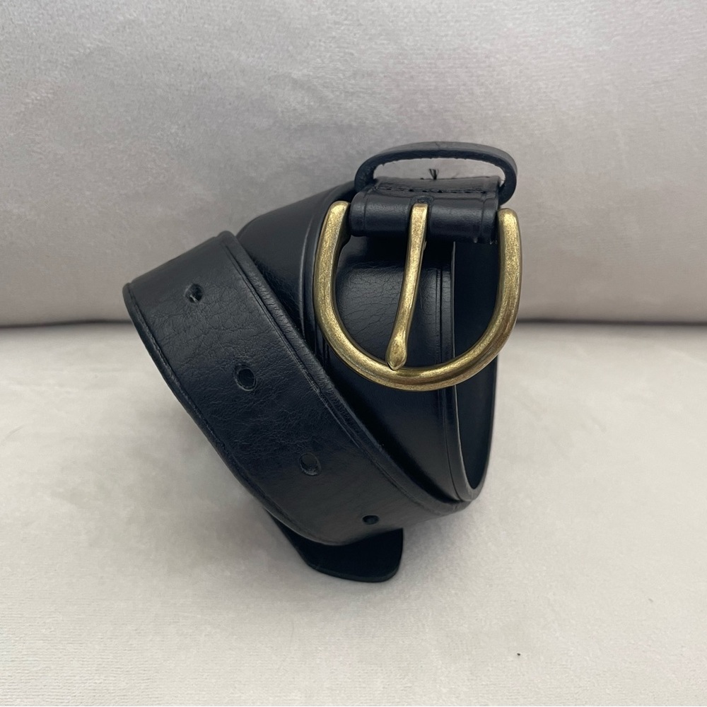 Madewell Medium Perfect Leather Belt in black (size small)